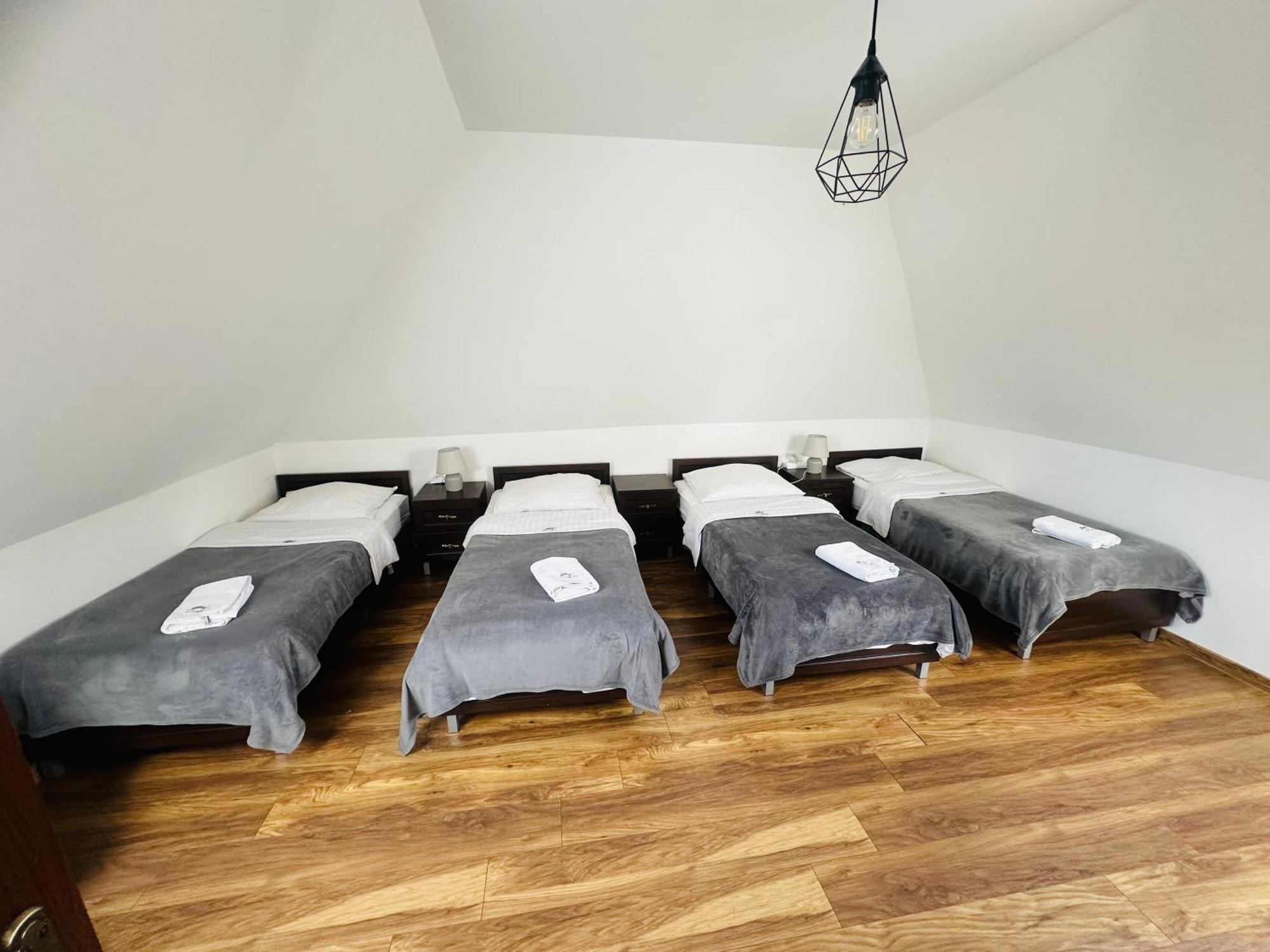 Dom Supelek Bed & Breakfast Дужники Здрой Екстериор снимка