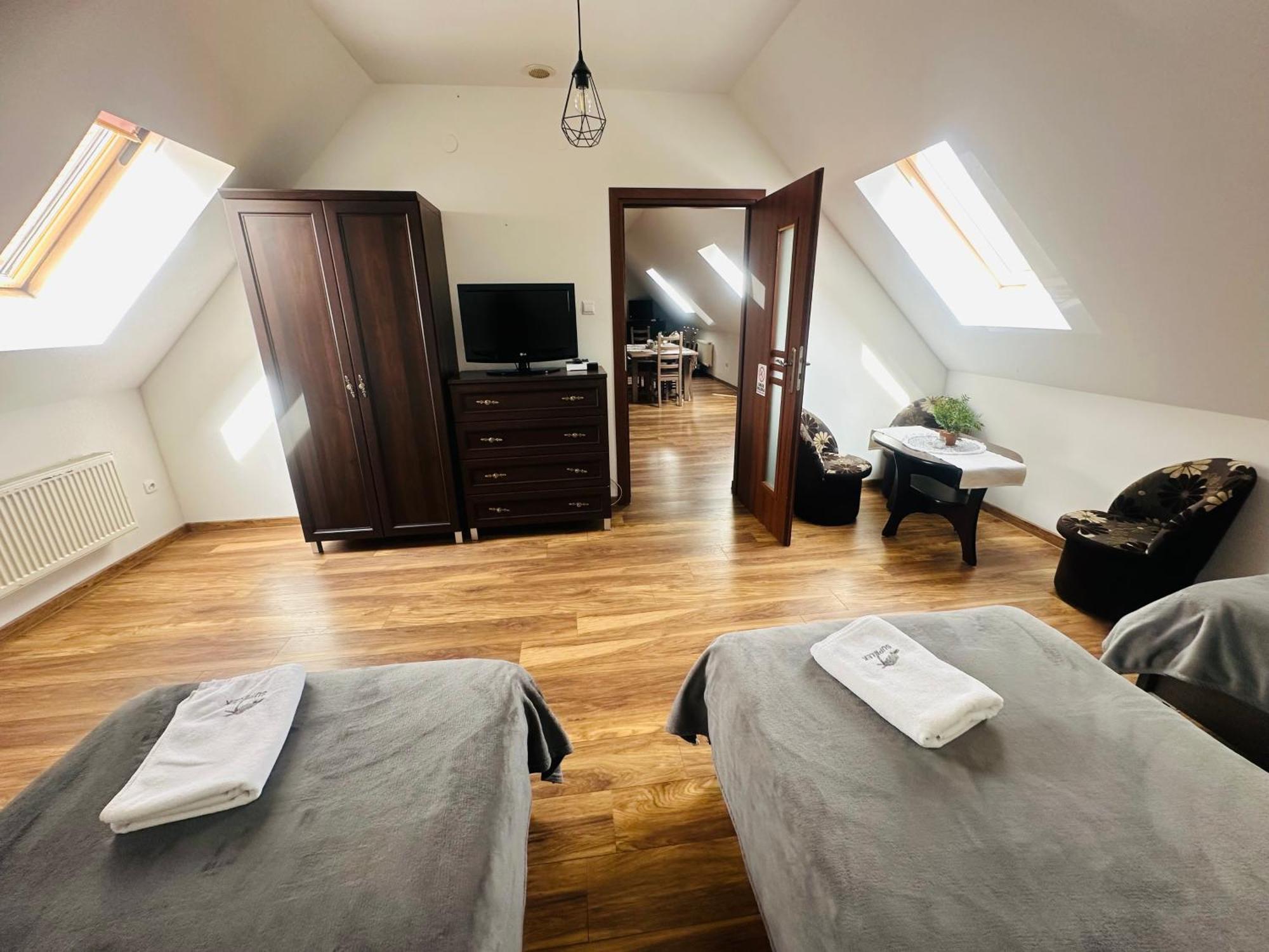 Dom Supelek Bed & Breakfast Дужники Здрой Екстериор снимка